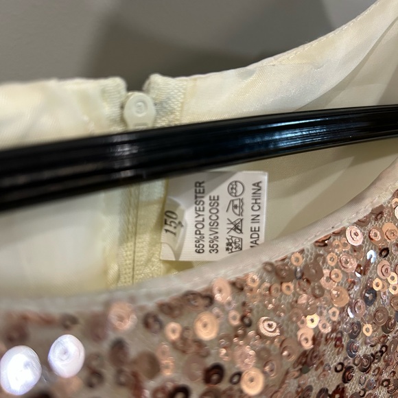 Sparkly white dress - Picture 2 of 6